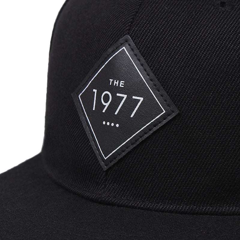 1977 Fashion trend flat top baseball cap Street rap hip hop cap adjustable flat rim hat men and women-Masscheap
