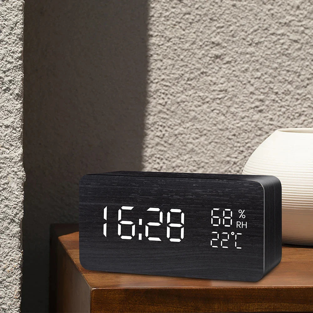 Alarm Clock LED Digital Wooden USB/AAA Powered Table Watch